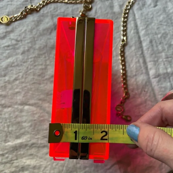 Vintage Y2K Juicy Couture Neon Pink Lucite Box Crossbody with Gold Chain - Picture 7 of 7